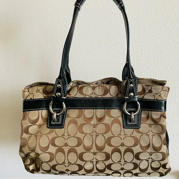 Coach Signature Penelope shoulder bag - Picture 5 of 16